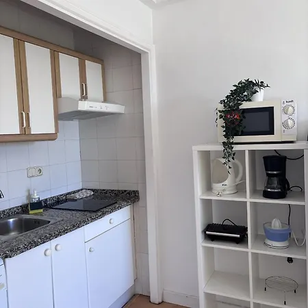 Sea & Pool Hideaway Apartament