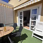 Apartamento Sea & Pool Hideaway *