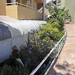 Sea & Pool Hideaway Apartamento *