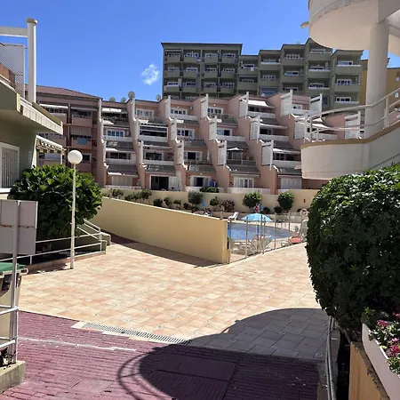 Apartamento Sea & Pool Hideaway