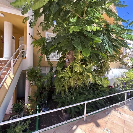 Sea & Pool Hideaway Apartamento *